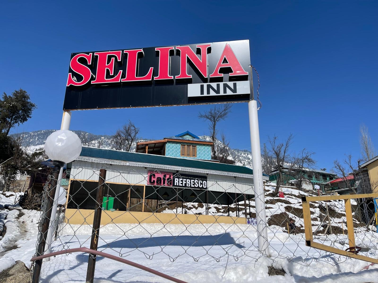 selina inn hotel